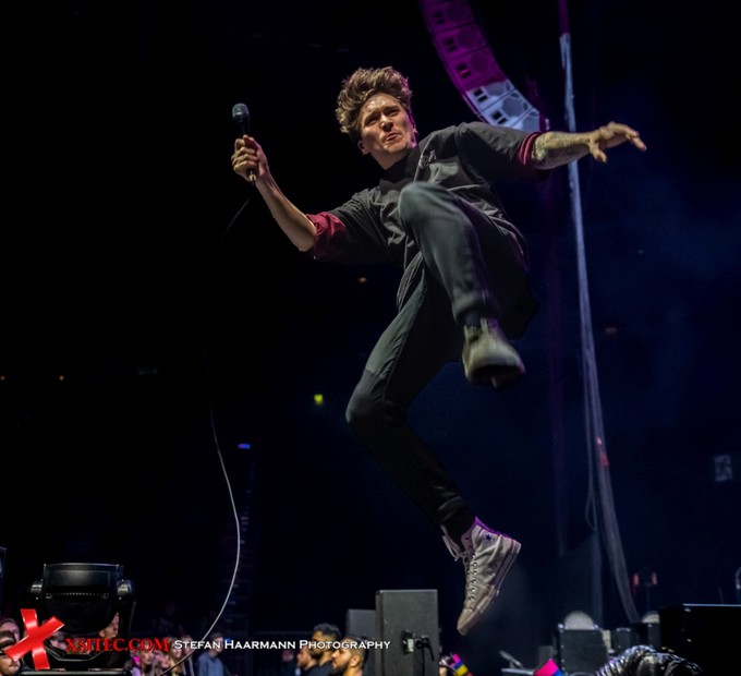 HOLDING ABSENCE | LANXESS ARENA K&Ouml;LN | 2023-03-03