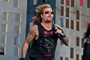 M&ouml;tley Cr&uuml;e