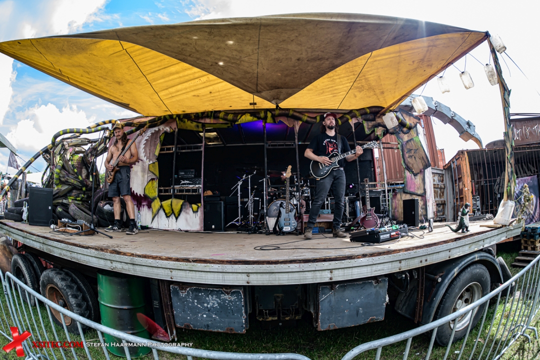 GODZILLA IN THE KITCHEN | 2025-07-28